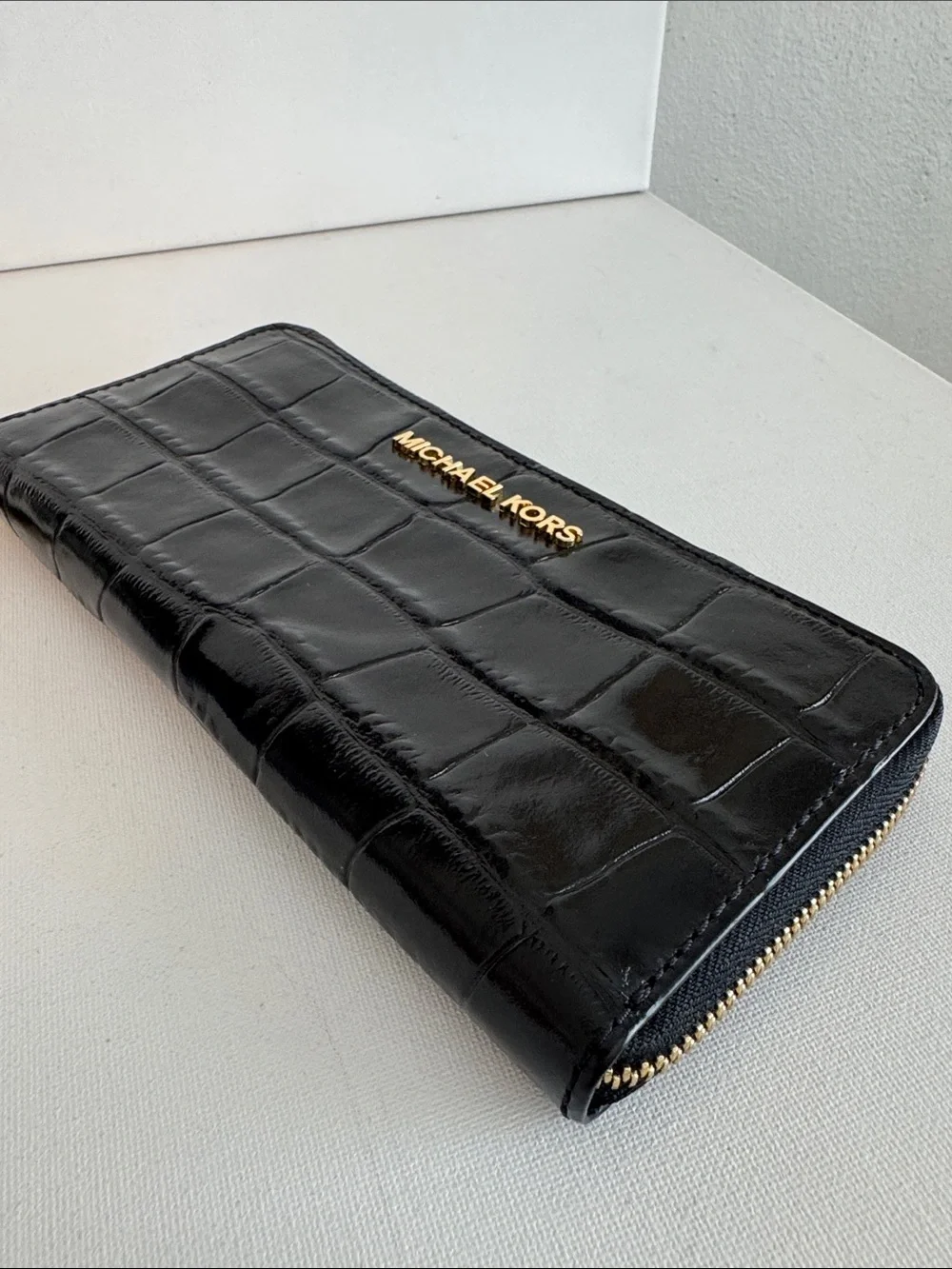 Michael Kors Black Croc-Embossed Jet Set Continental Zip Wallet